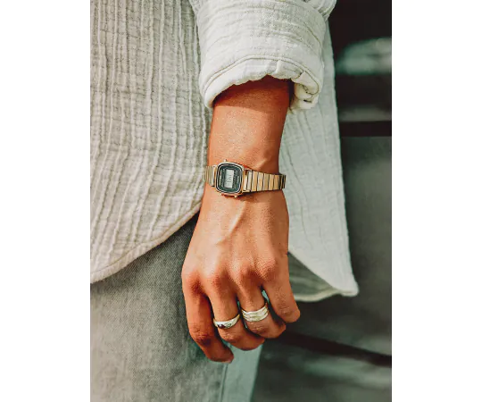 Casio collection gold outlet
