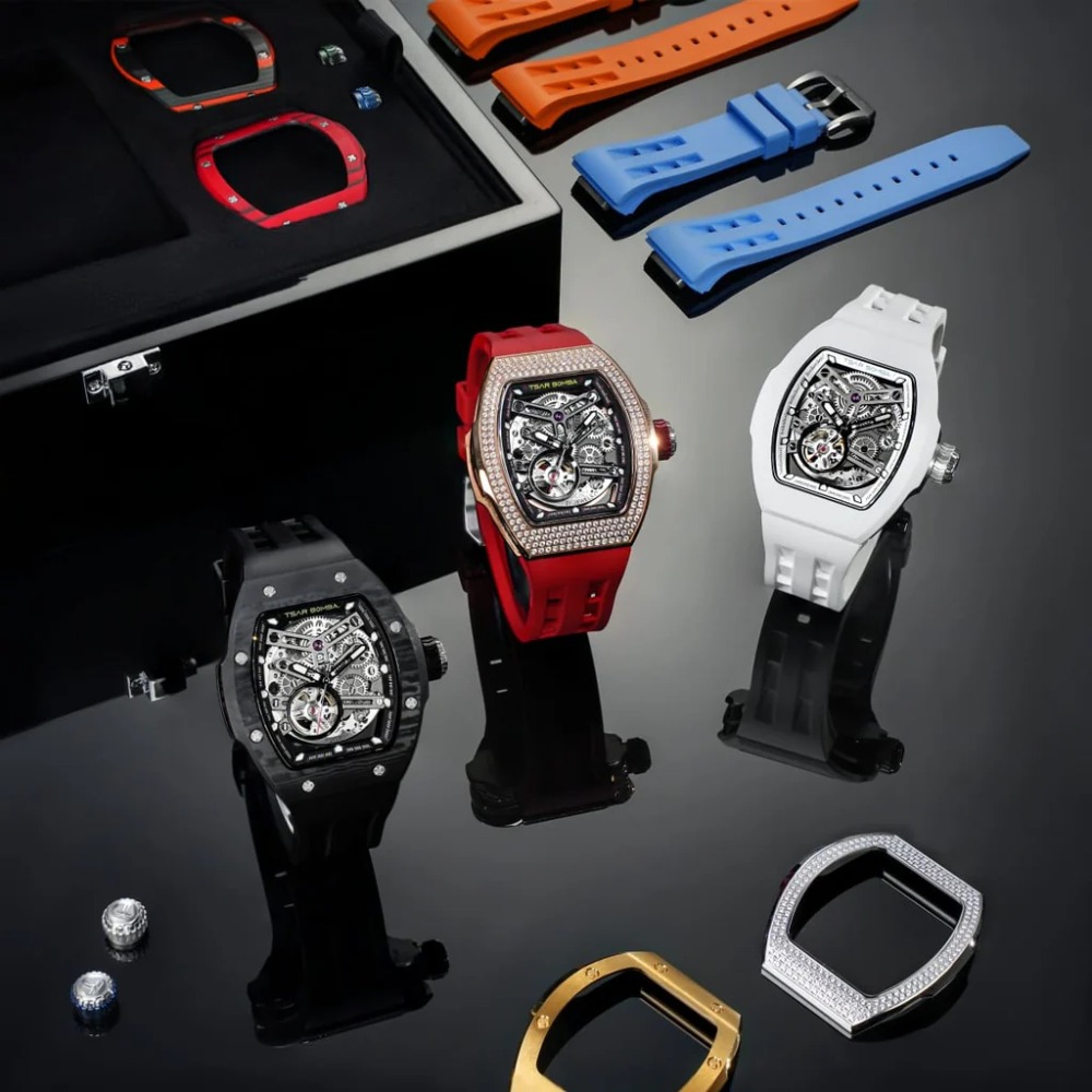 Watches with exceptional design and flexible technology